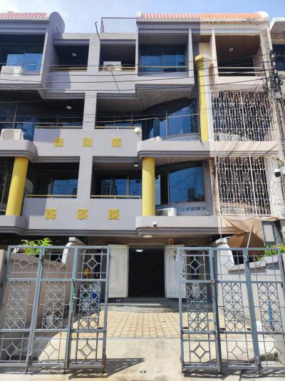 ทาวน์เฮาส์ 12500000 กรุงเทพมหานคร เขตคลองสาน คลองสาน